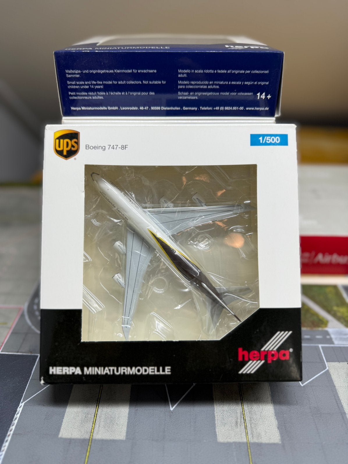 Herpa UPS B747-8F 1/500, Overige merken, 1:200 of kleiner, Ophalen of Verzenden, Zo goed als nieuw