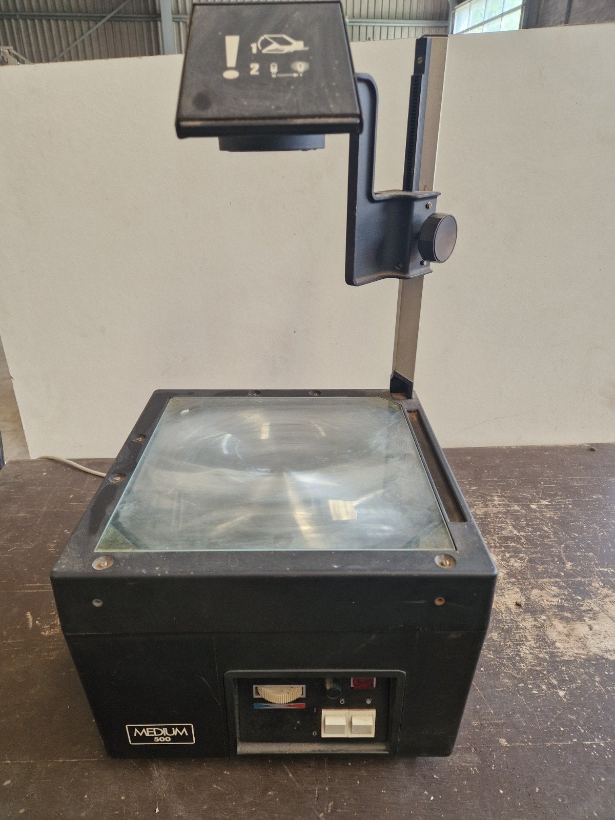 Vintage overheadprojector Medium 500 werkend, Ophalen of Verzenden, Gebruikt