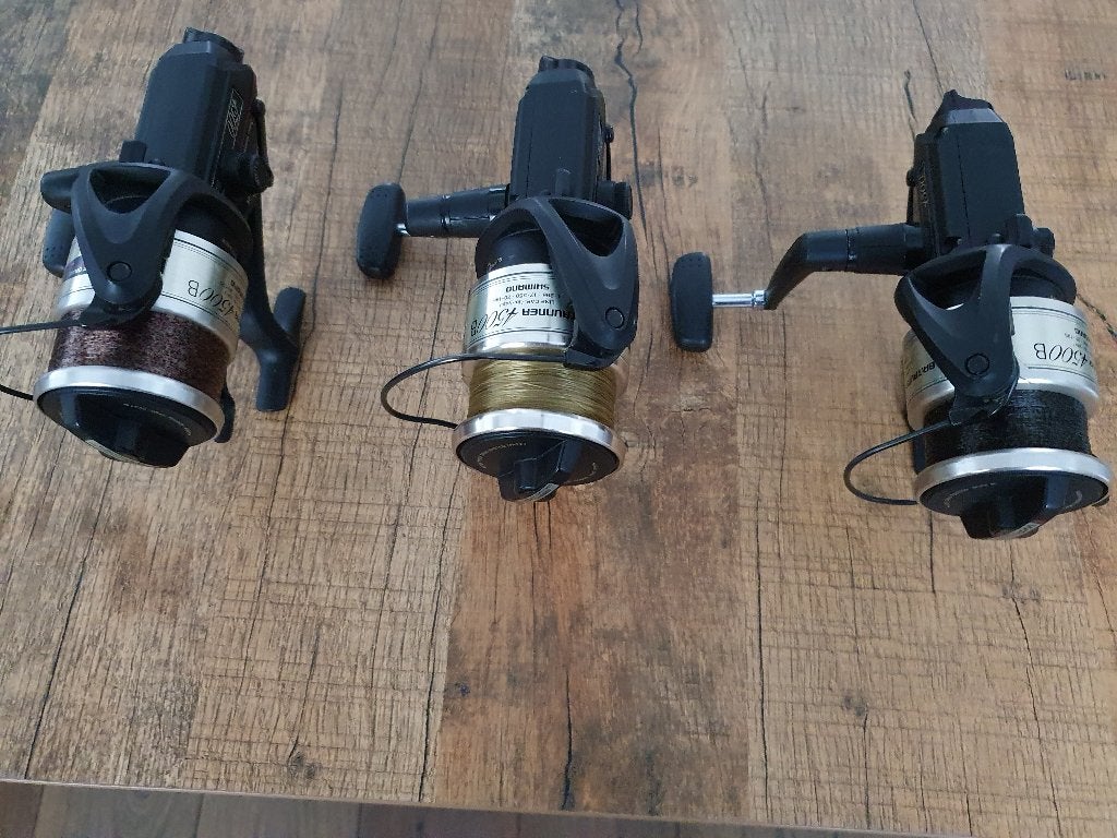 3 Keer Shimano 4500 B met 2 Reserver spoelen., Ophalen of Verzenden, Zo goed als nieuw, Molen