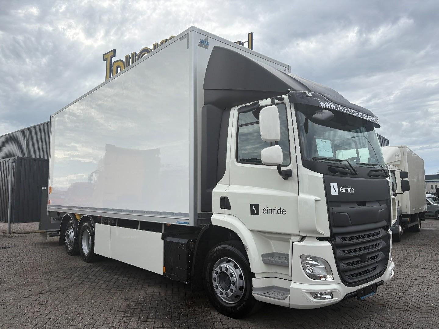 DAF ELEKTRISCH + 32912 KM + 6X2 + LIFT/STUUR AS + RETARDER +, Auto's, Automaat, Euro 6, Wit, Elektrische ramen
