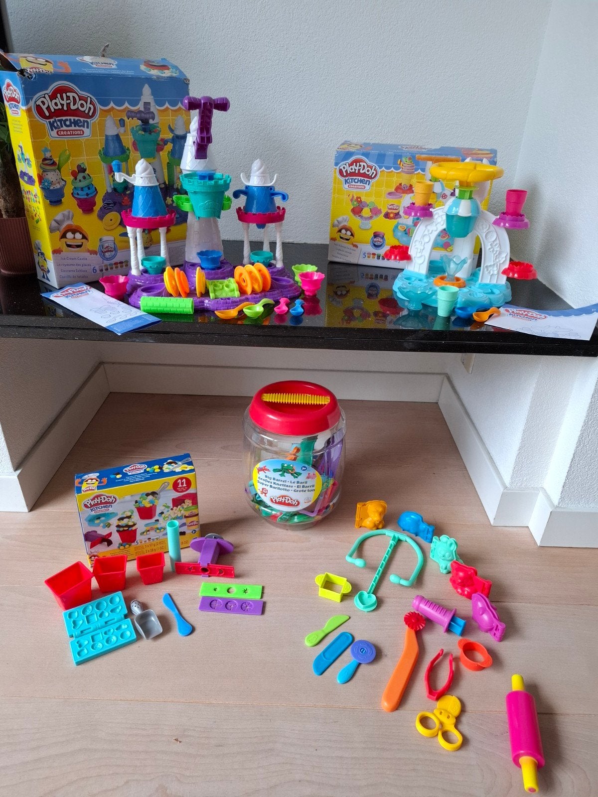 5 Play-Doh sets: Kitchen Creations, Grote Ton & Dierenarts, Ophalen of Verzenden, Gebruikt, Knutselen