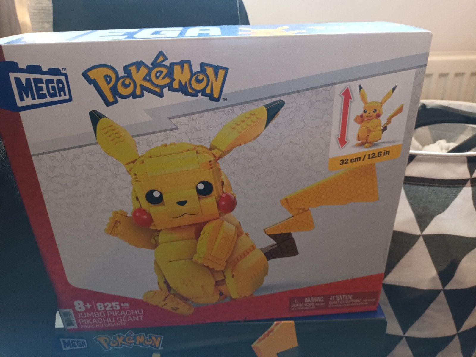 Mega Construx Pokemon Jumbo Pikachu, Ophalen