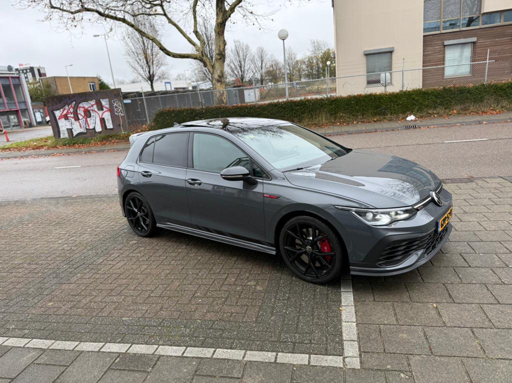 Volkswagen Golf 2.0 TSI GTI Clubsport Pano|HUD|Nurnberg, Auto's, Euro 6, 4 cilinders, Alcantara, Grijs