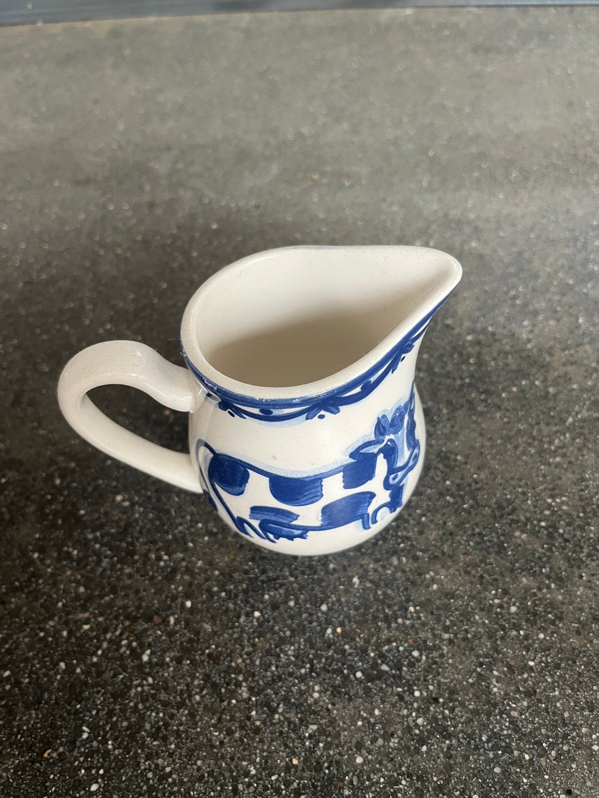 Melk kannetje blond amsterdam, Ophalen