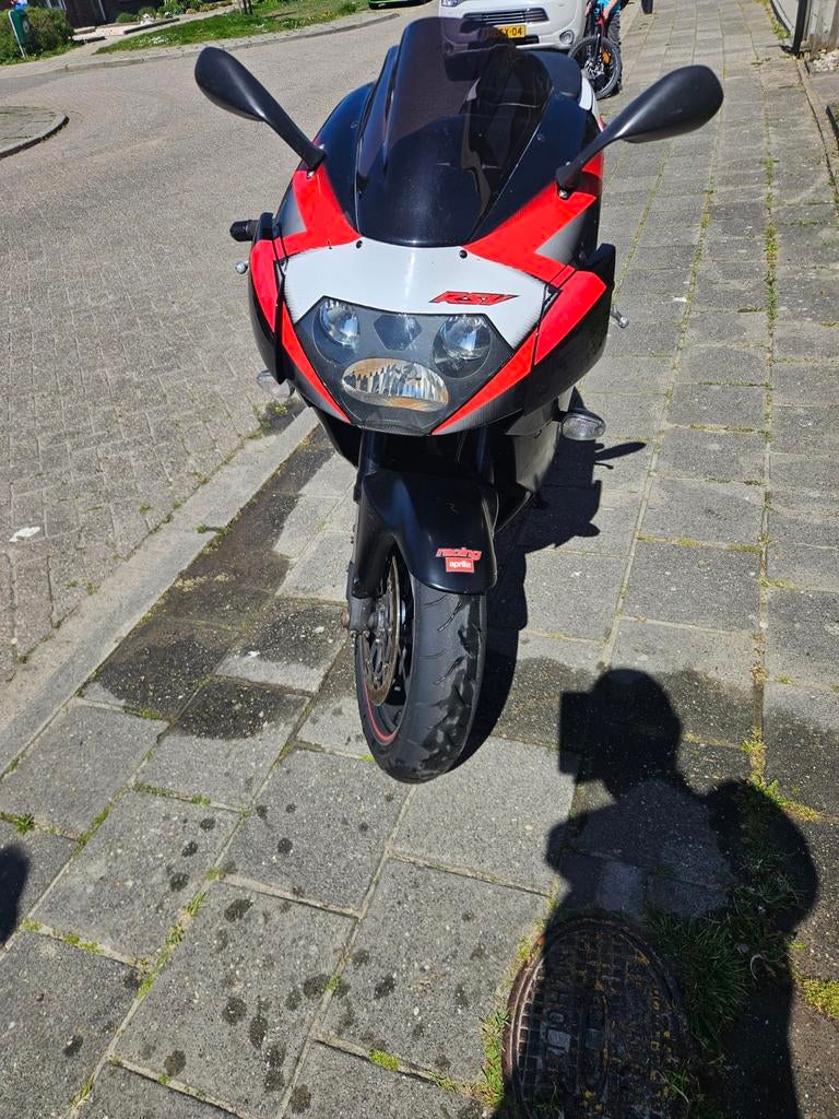 Aprilia RSV Mille 2003, Motoren, Motoren | Aprilia, 2 cilinders, Sportuitlaat, Motorrijbewijs A, Gebruikt