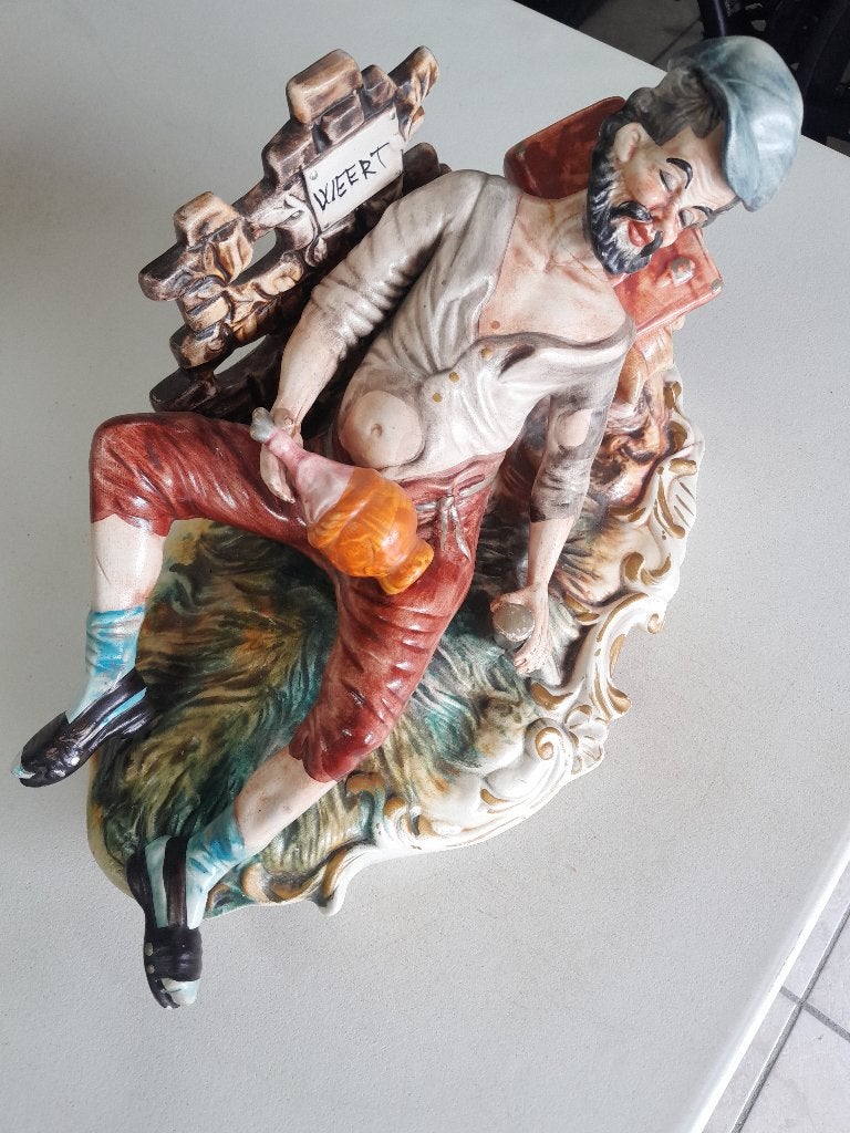 Vintage beeld zwerver (Capodimonte stijl), Verzamelen, Beelden en Beeldjes, Ophalen of Verzenden, Zo goed als nieuw, Mens