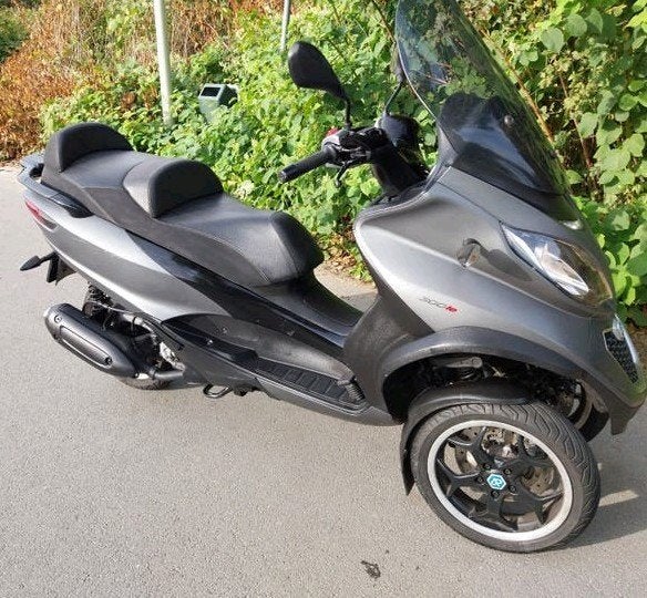 Betrouwbare Piaggio mp3 autorijbewijs!!  goed onderhouden!!, Fietsen en Brommers, Ophalen, Zo goed als nieuw, Benzine, Overige modellen