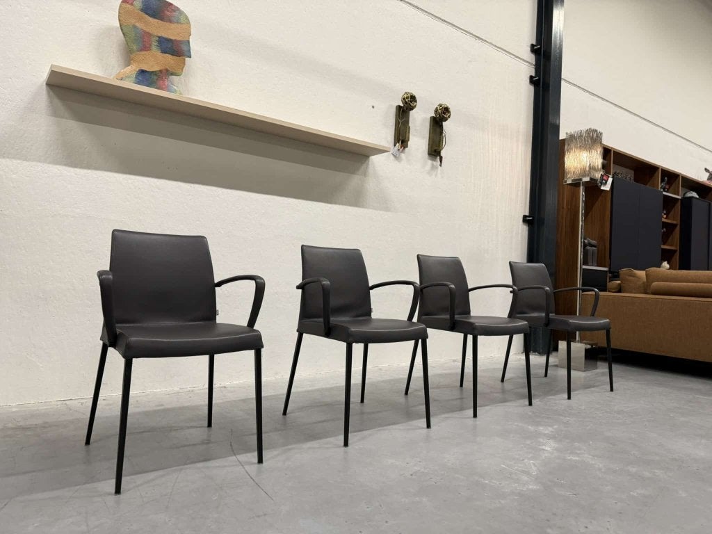 8 Nieuw Jori Perla eetkamerstoel grijs leer Design stoel, Hoogweg 52, Jori, Nieuw, Leer
