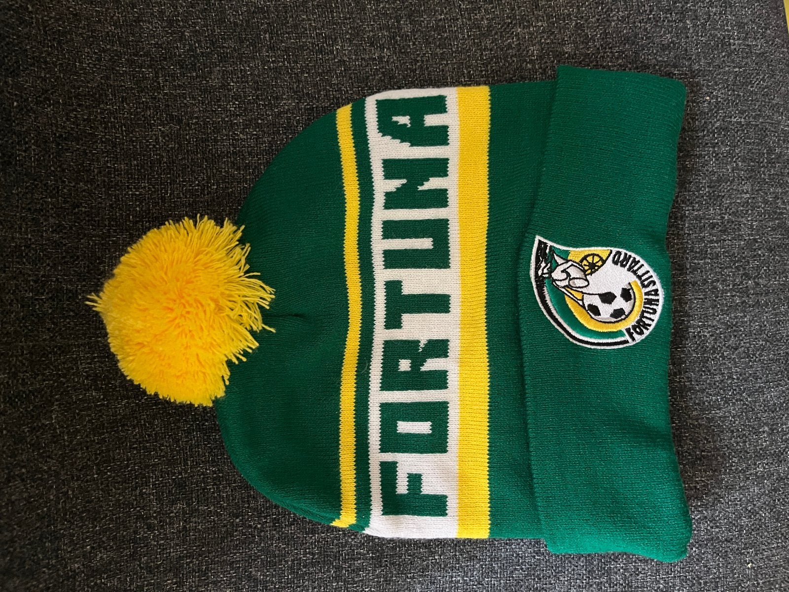 Fortuna Sittard Muts, Ophalen of Verzenden, Nieuw, Overige maten, Muts