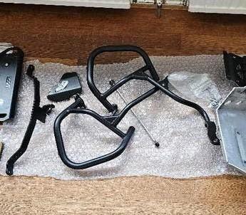 CRF1000L Africa Twin bescherm set valbeugels, skidplate etc, Ophalen, Gebruikt
