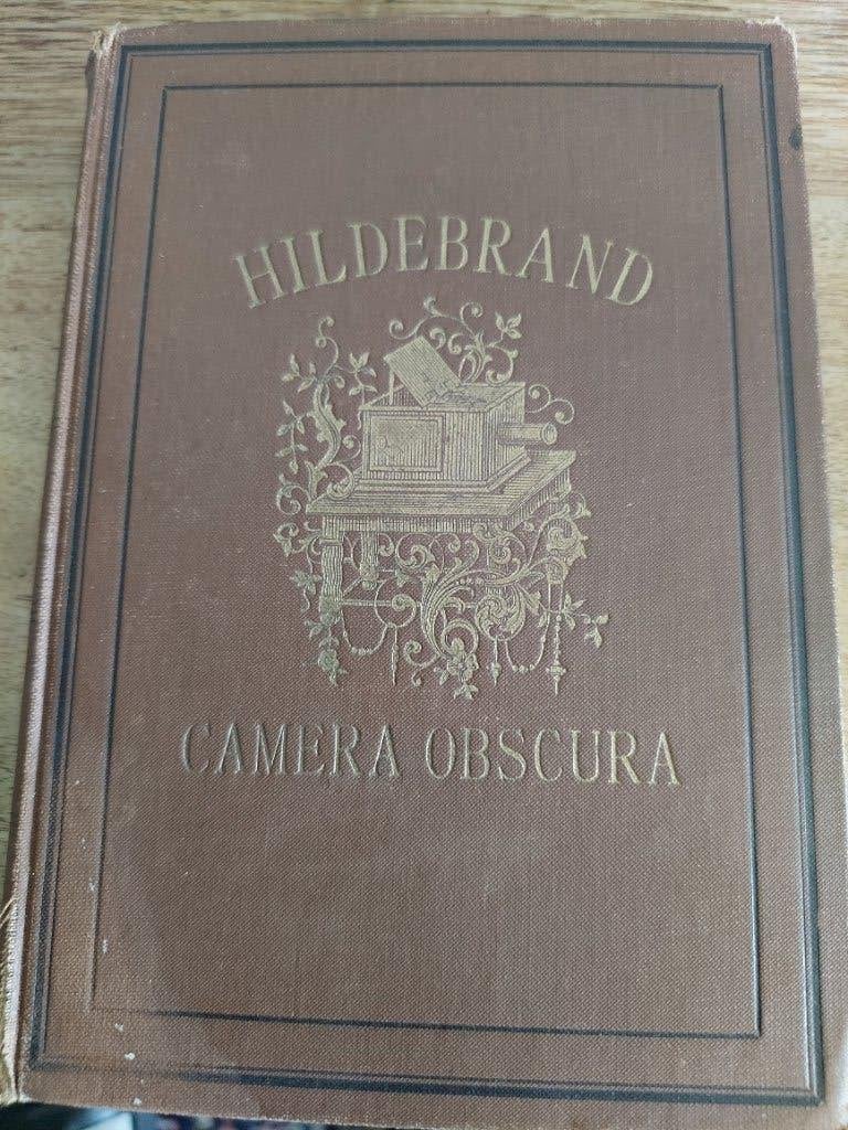 Camera obscura, Ophalen of Verzenden, Gelezen