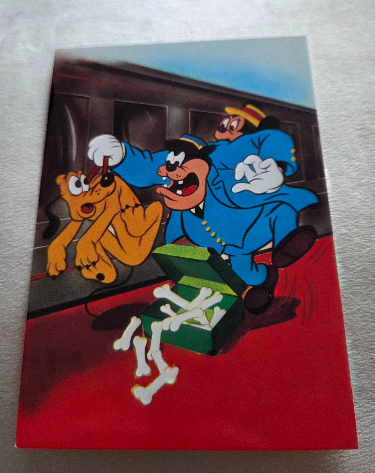 Pluto in.de problemen met Boris Boef - Disney, Verzamelen, Verzenden, 1980 tot heden, Ongelopen, Kinderen