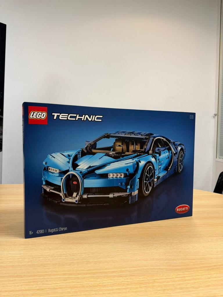 LEGO Technic Bugatti Chiron - 42083 Nieuw in doos, Lego, Nieuw, Ophalen of Verzenden, Complete set