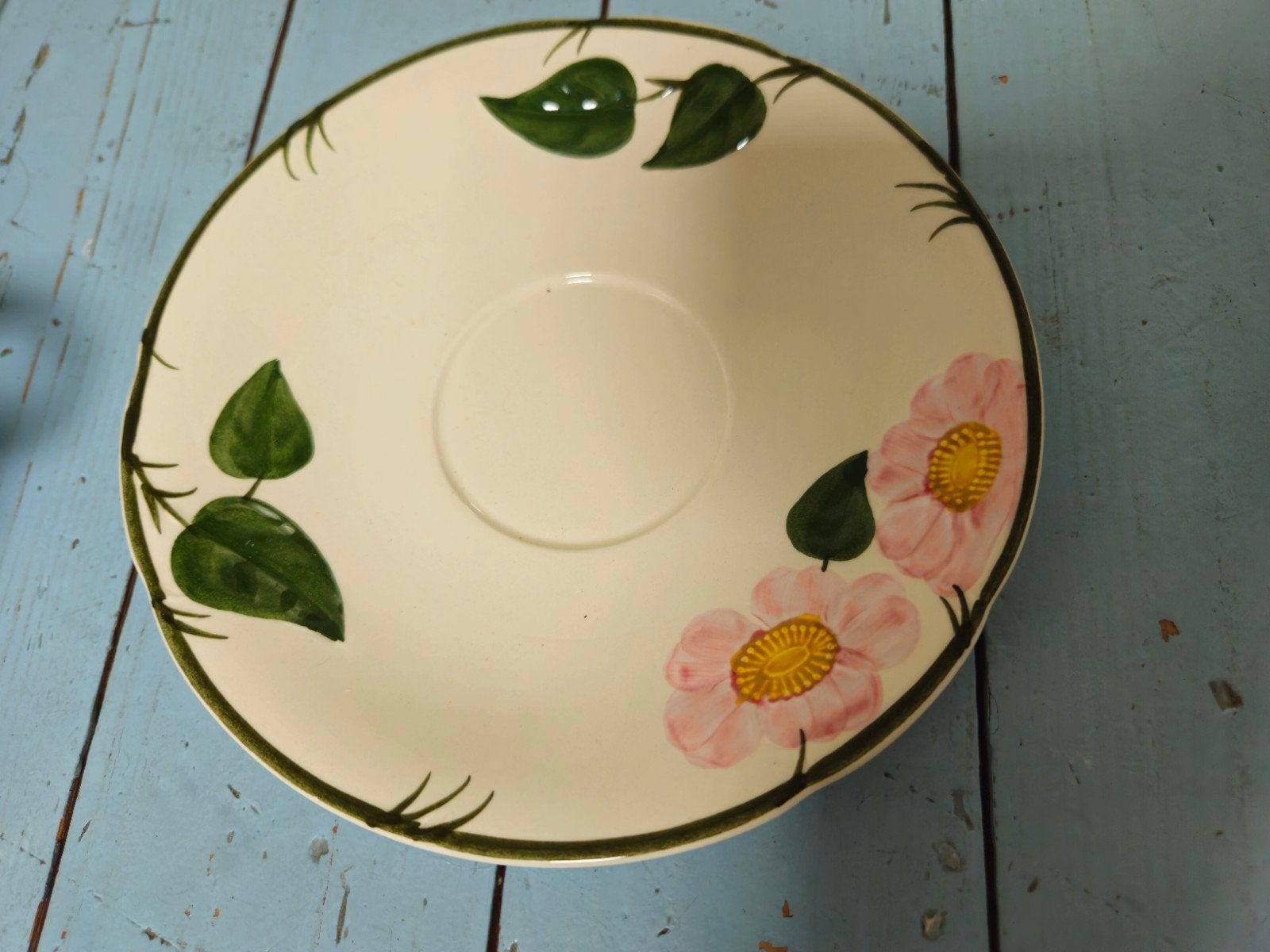 Soepkom met schotel Villeroy & Boch Wild Rose, Ophalen of Verzenden, Zo goed als nieuw, Kom(men), Overige stijlen