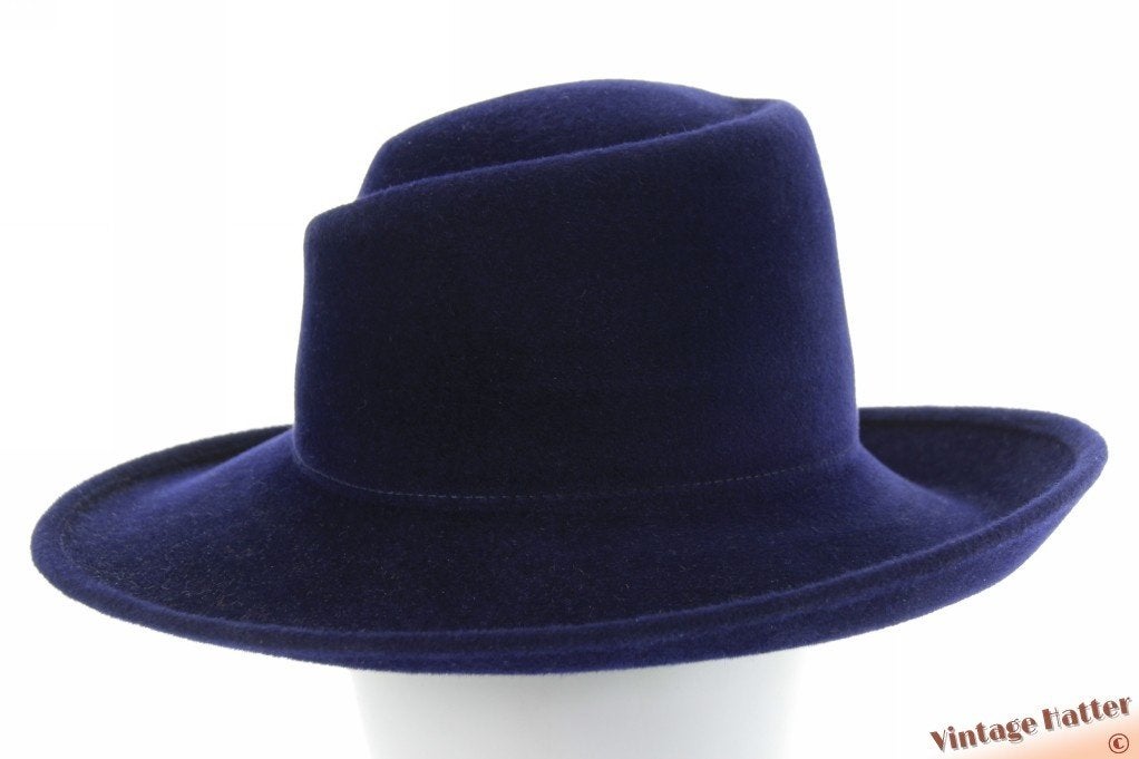 Dameshoed Weba Hats donkerblauw velour 56-57 nieuw, 56 of 57 cm (M, 7 of 7⅛ inch), Nieuw, Ophalen of Verzenden, Hoed