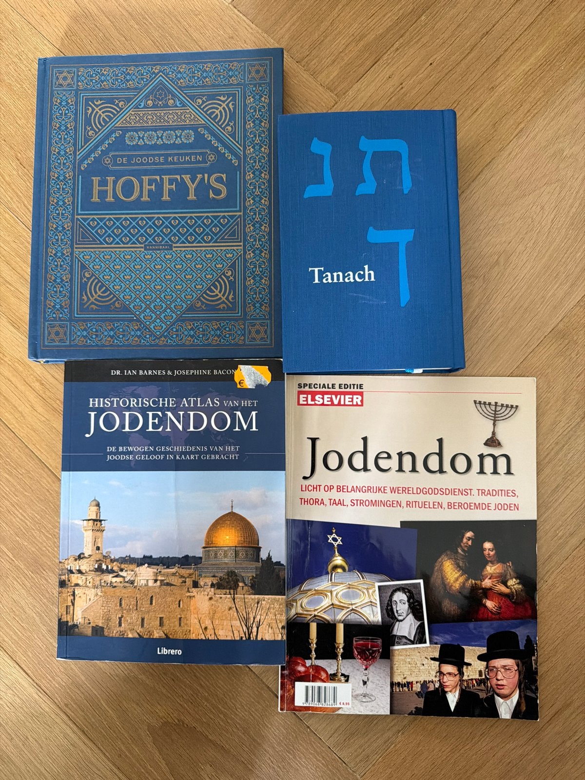 Joodse Boeken Collectie: Tenach, Atlas, Hoffy's & Tijdschrif, Boeken, Ophalen of Verzenden, Gelezen, Jodendom