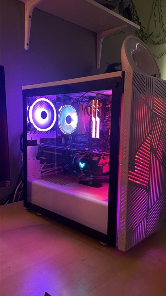 Ryzen 7 3700x / amd rx 6900 xt 16gb / game / gaming pc, Computers en Software, Desktop Pc's, Met monitor, Virtual Reality, Ophalen of Verzenden