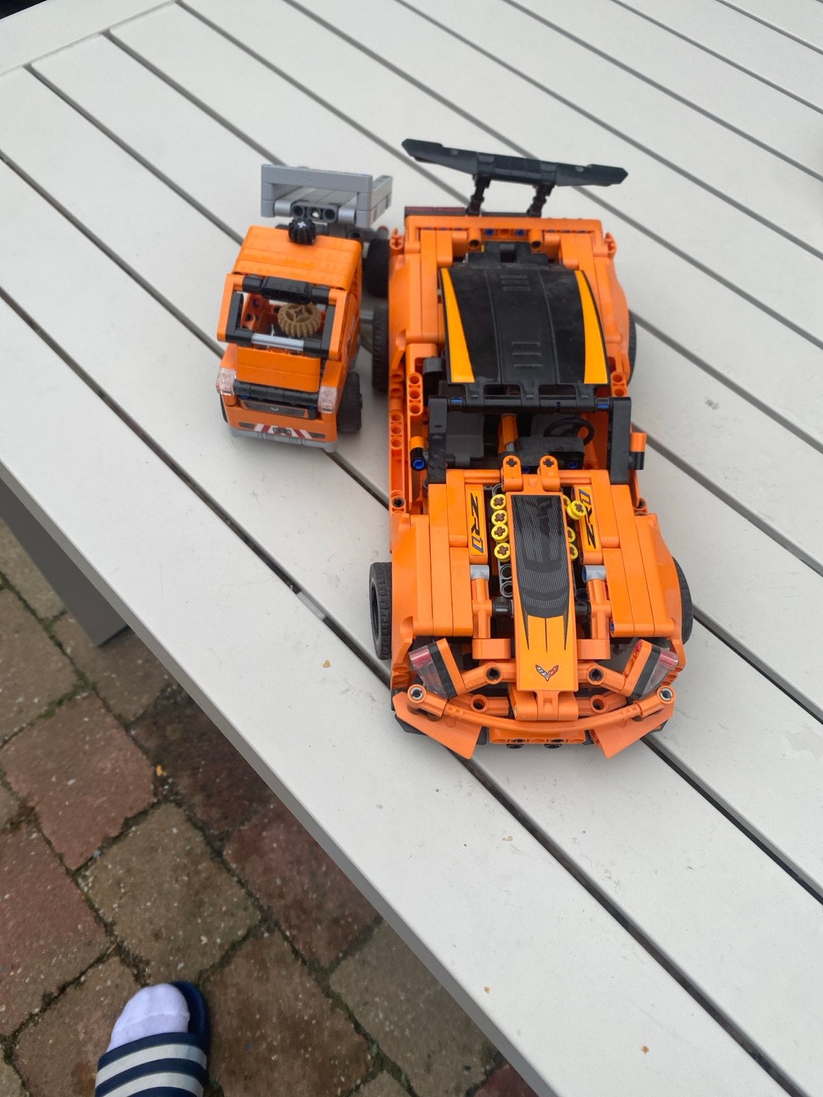 Lego Technic Corvette C8.R Race Car en kleine vrachtwagen, Ophalen of Verzenden, Gebruikt, Overige merken
