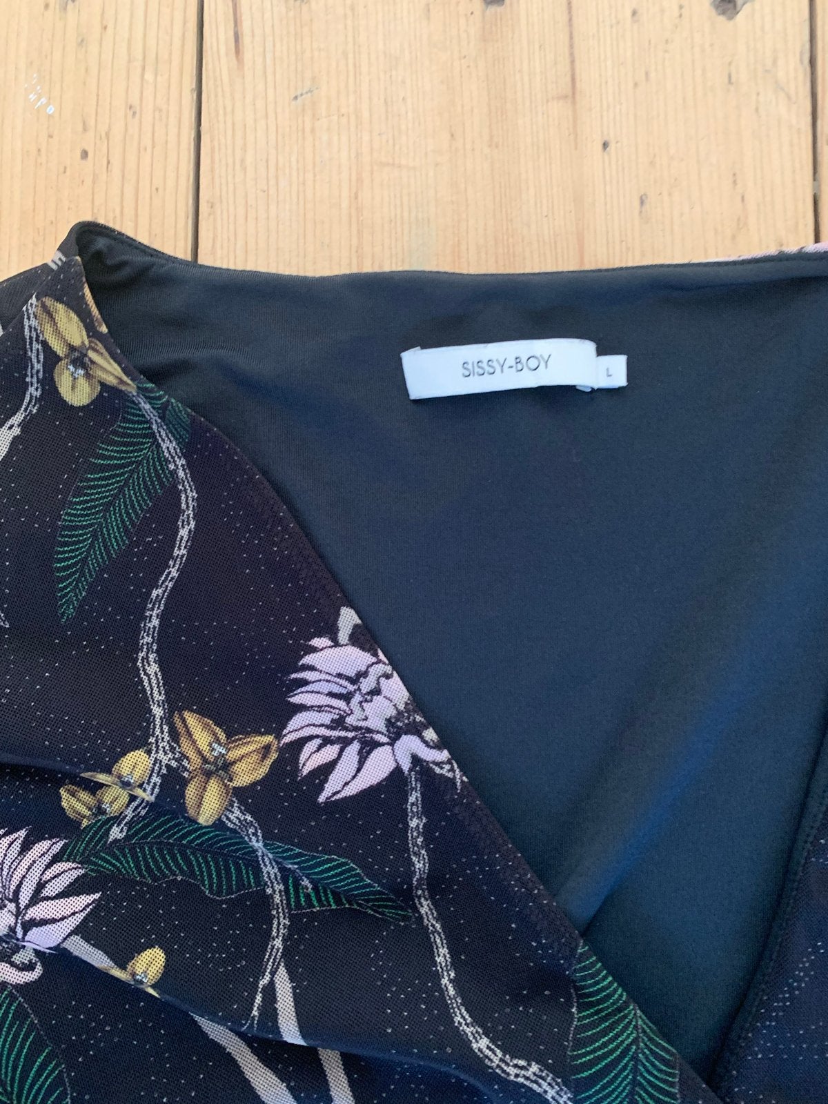 Sissy-Boy overslagjurk met bloemenprint, Zwart, Maat 42/44 (L), Ophalen of Verzenden, Zo goed als nieuw