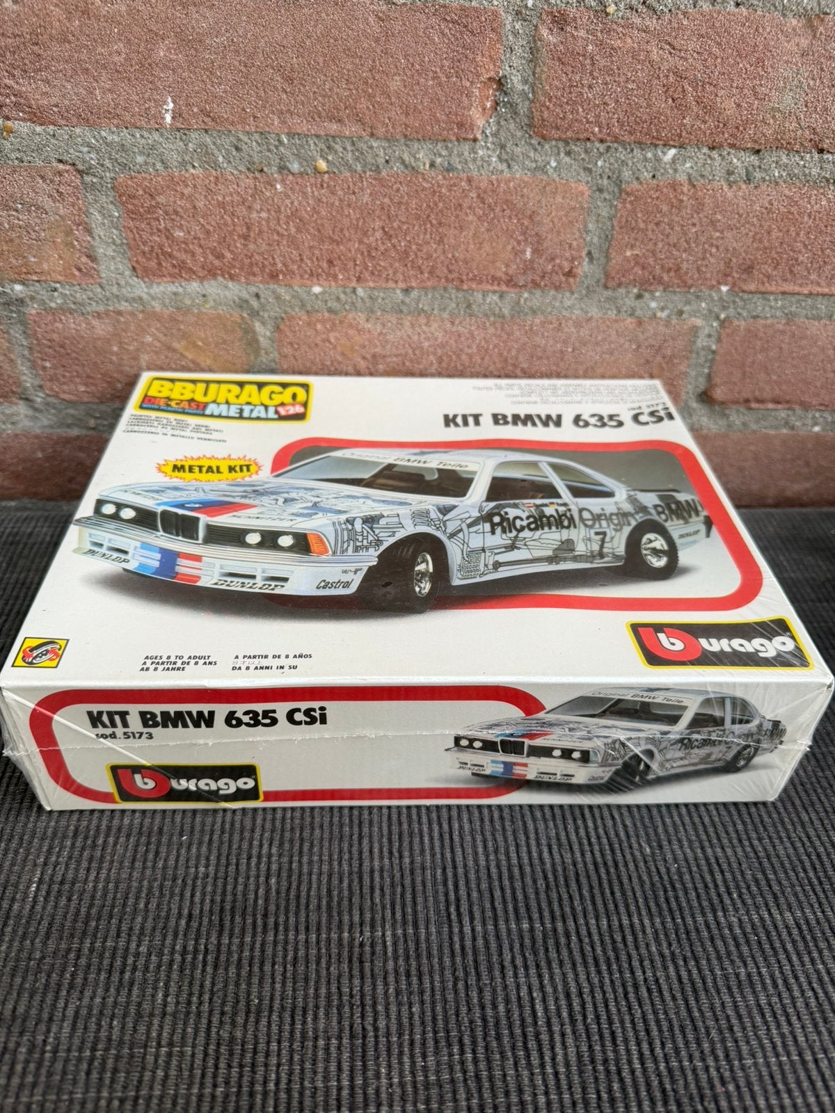 1:24 Bburago kit BMW 635 CSi **NIEUW**, Ophalen of Verzenden, Nieuw, Auto, Bburago