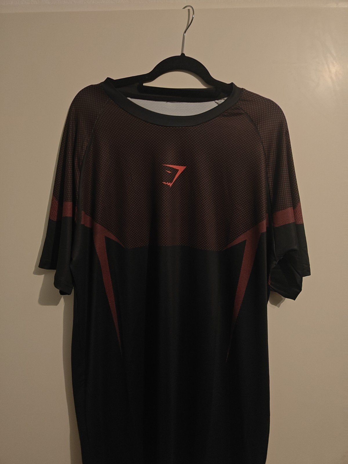 Gymshark sportshirt - Maat L, Kleding | Heren, Maat 52/54 (L), Fitness, Ophalen of Verzenden, Gedragen