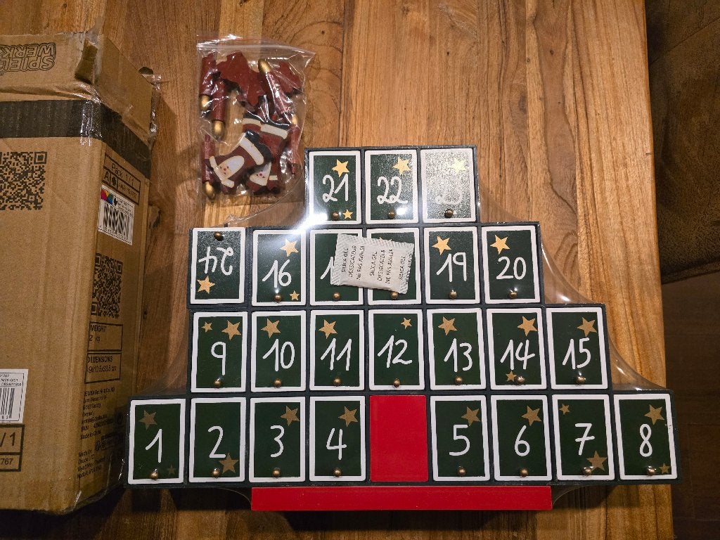 Houten adventskalender met kleine opbergvakjes, Ophalen of Verzenden, Nieuw
