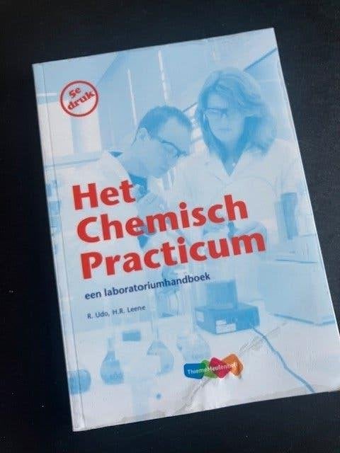 Het chemisch prakticum 5e druk, Scheikunde, Ophalen of Verzenden, Overige niveaus, Udo leene