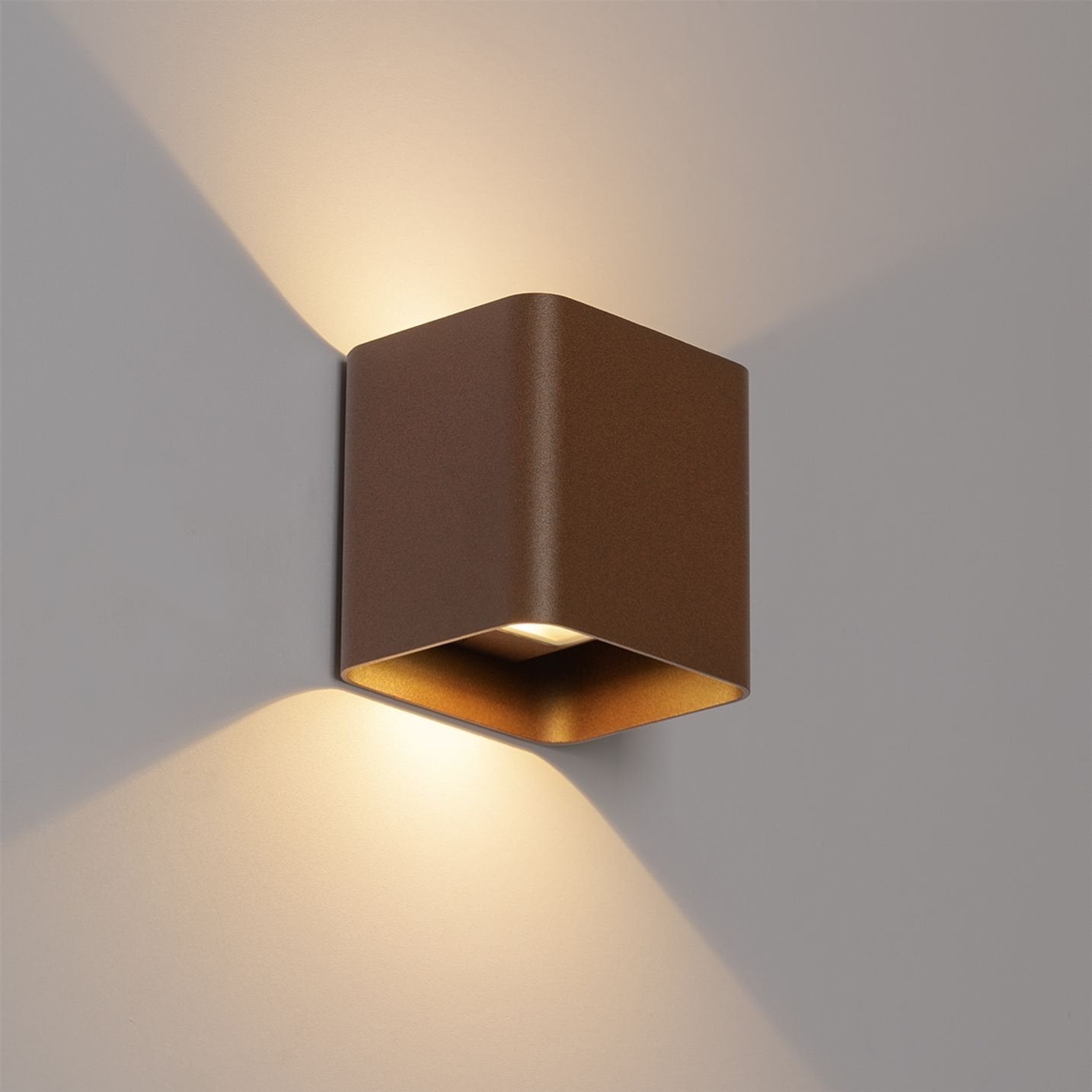 3x Nieuwe Qazqa Buitenlampen - Wandlampen Bruin LED, Wandlamp, Ophalen of Verzenden, Led, Nieuw