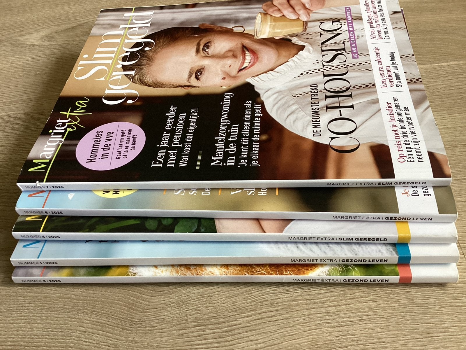 Margriet Extra magazines - 5 stuks, Ophalen of Verzenden, Zo goed als nieuw, Damesbladen