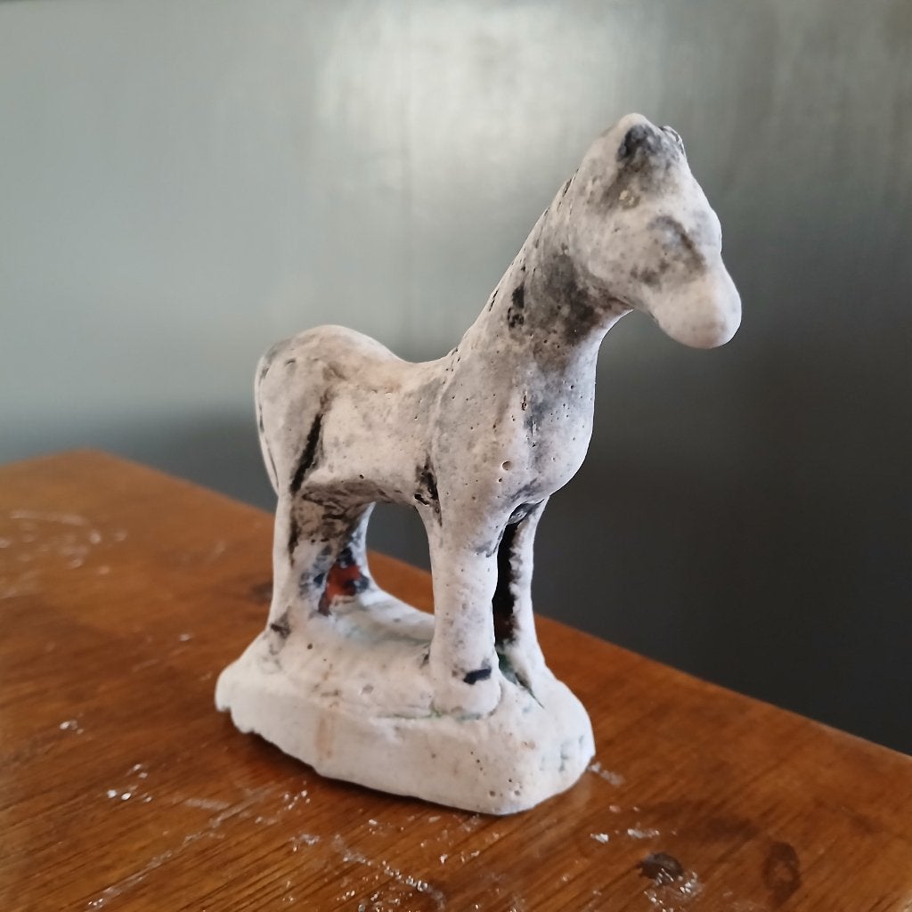 Klein beeldje van een paard, Antiek en Kunst, Ophalen of Verzenden