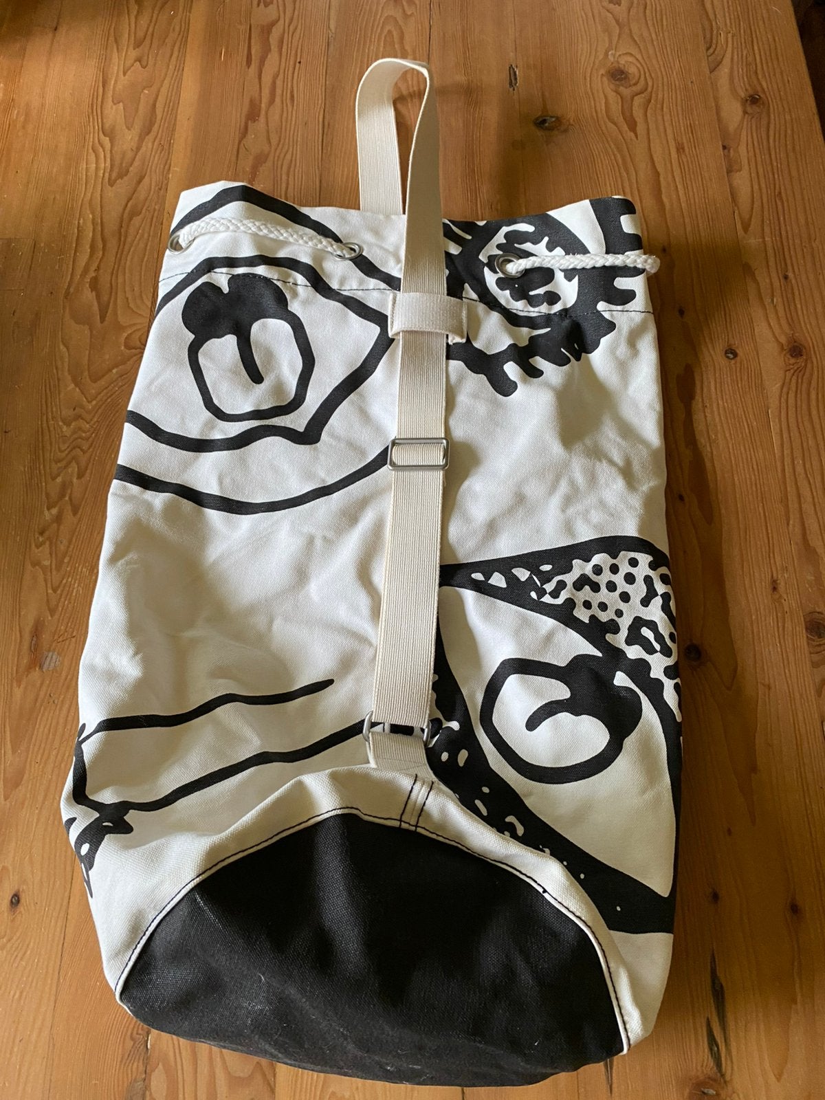 Ikea Spridd plunjezak Kit Neala - festival, Ophalen of Verzenden, Gebruikt, 30 cm of meer