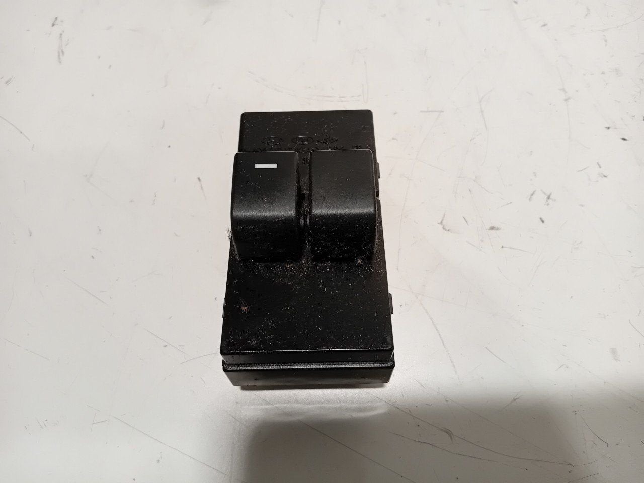 Bedieningspaneel elektrische ramen Kia Venga, Auto-onderdelen, Onderdelen@venauto.nl, Van der Ven Autorecycling B.V., Ettenseweg 76, 4706 PB Roosendaal, The Netherlands