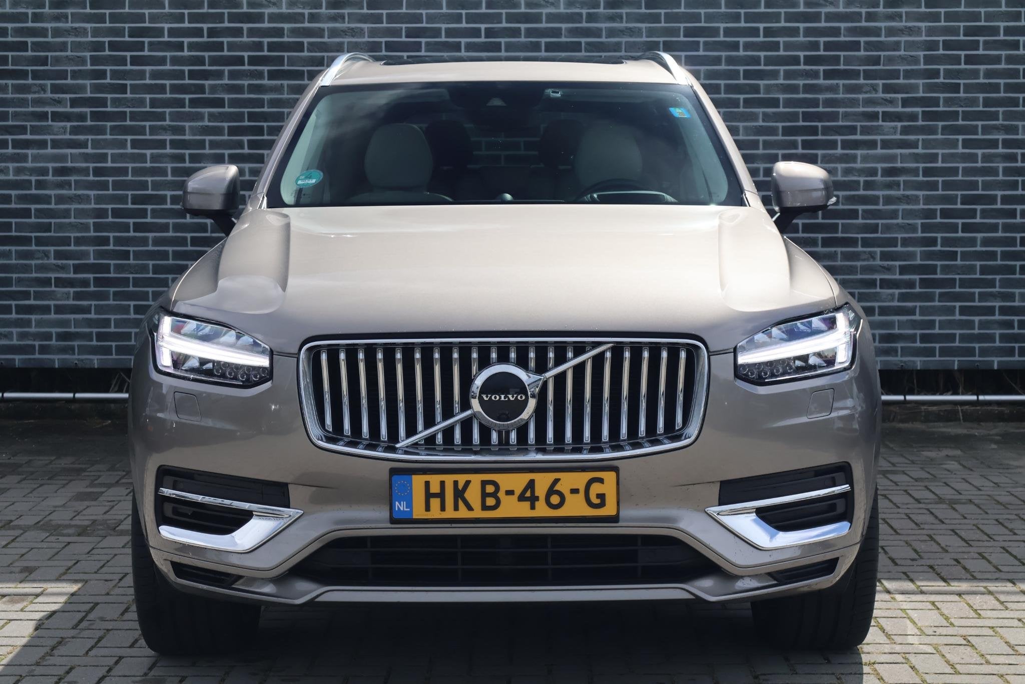 Volvo XC90 2.0 T8 Recharge AWD Inscription | Luchtvering | B, Auto's, Gebruikt, Euro 6, 4 cilinders, 7 stoelen