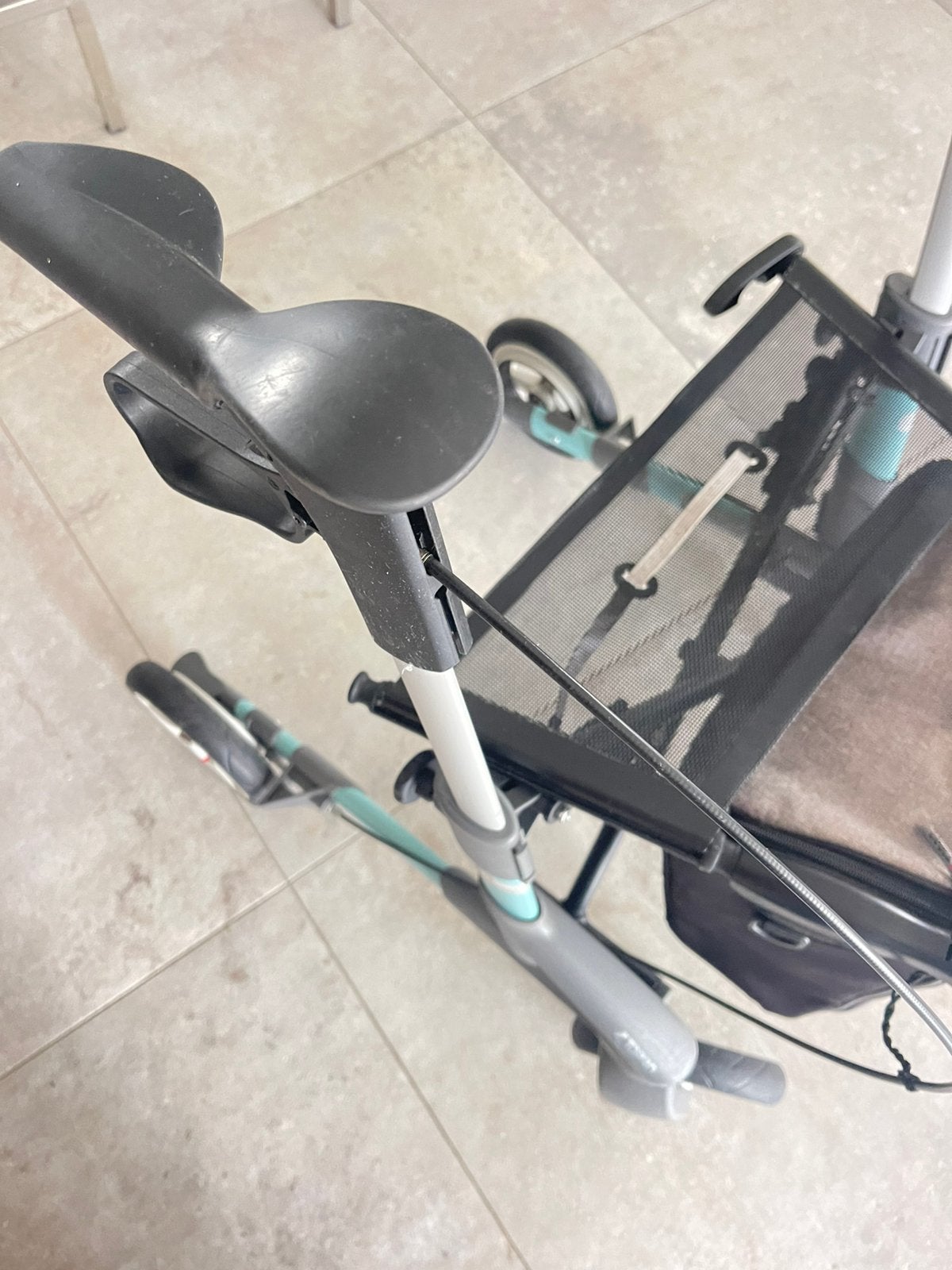 Zgan prachtige Rollator 5G topro troja maat s zgan, Diversen, Rollators, Ophalen, Zo goed als nieuw