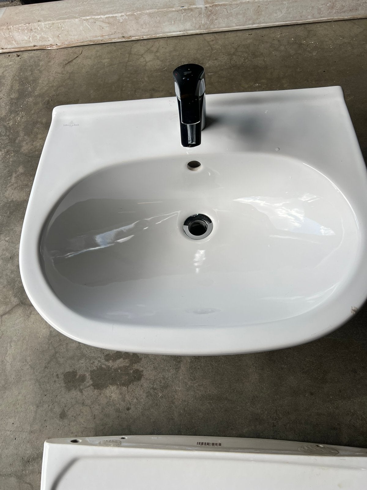 Villeroy & Boch wastafel, Ophalen, Zo goed als nieuw
