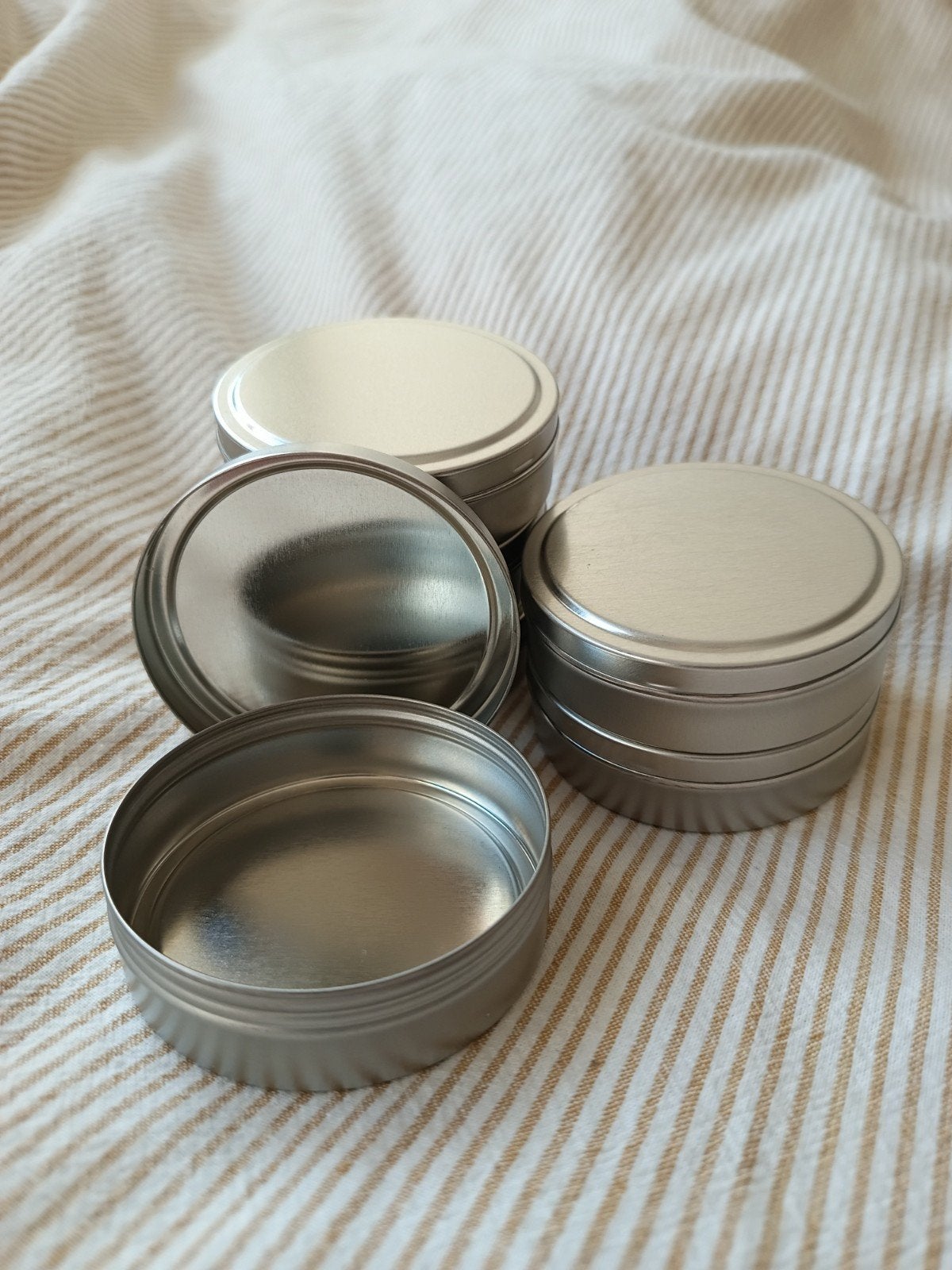 17 metalen blikjes 65mm, Ophalen, Nieuw