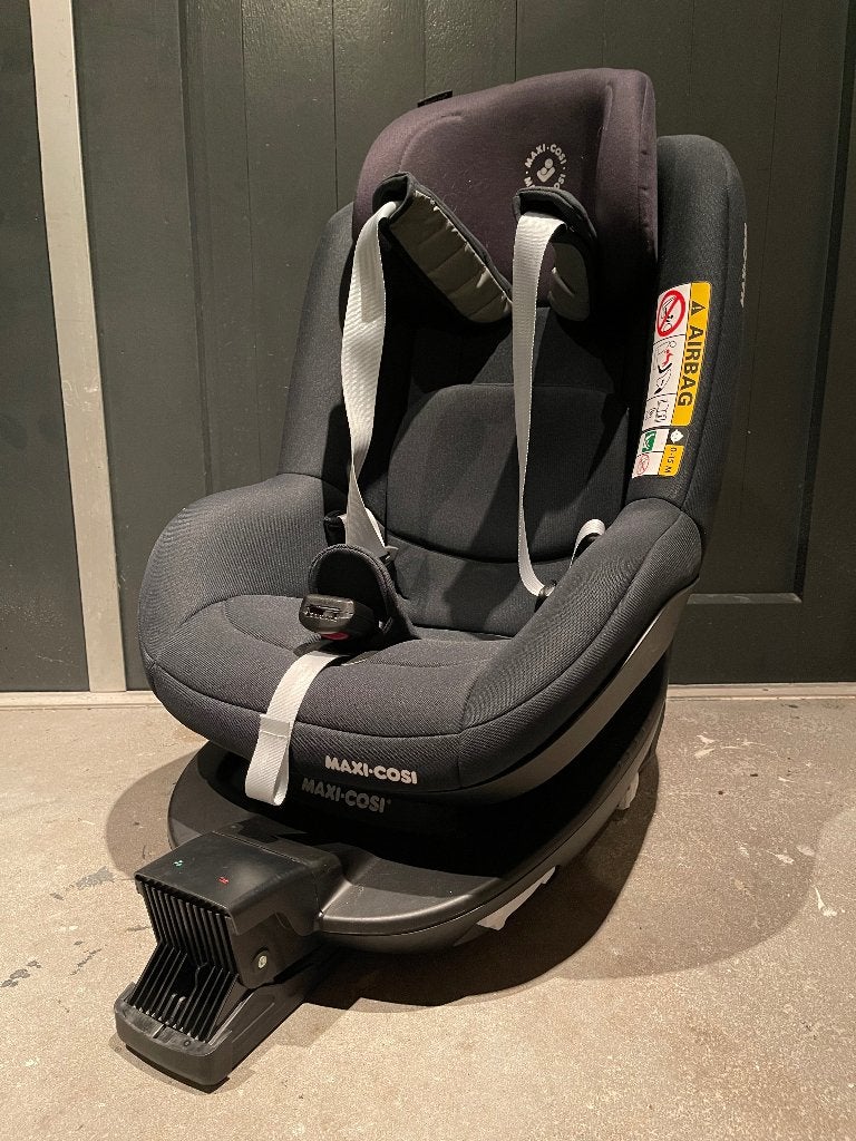 Te koop, zo goed als nieuwe Maxi Cosi babystoel Rock Black., Ophalen of Verzenden, Zo goed als nieuw, Isofix, 0 t/m 13 kg