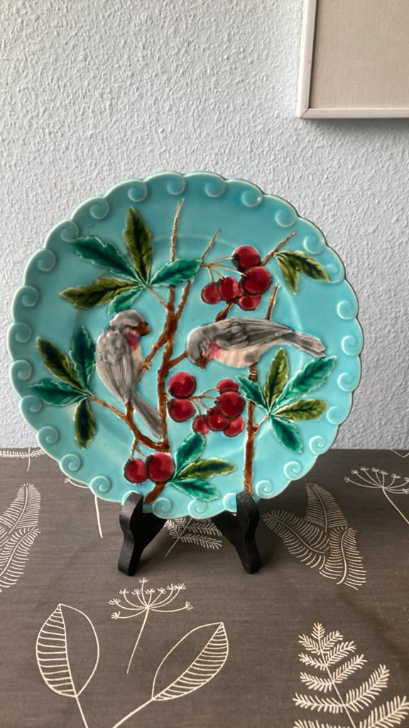 Antiek decoratief bord met vogels en kersen, Ophalen of Verzenden