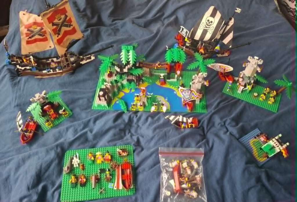lego islanders/pirates big lot, Lego, Zo goed als nieuw, Compleet, Complete set