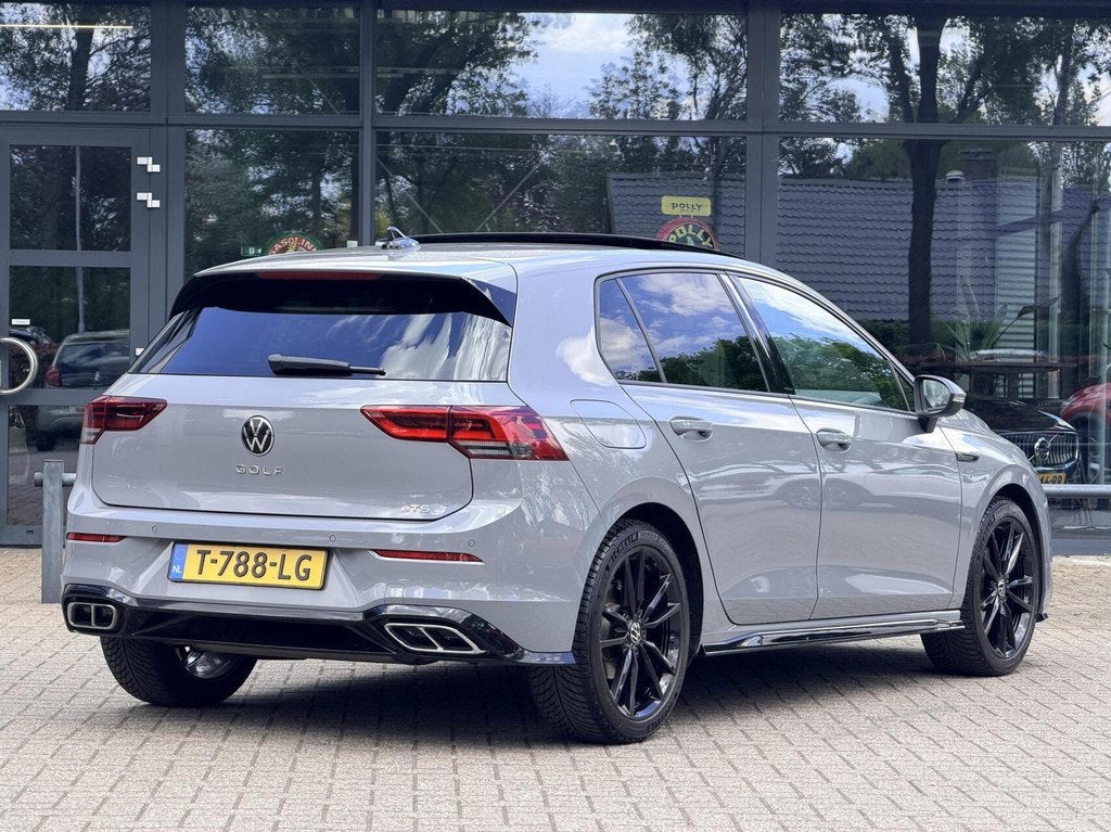 Volkswagen Golf 1.5 eTSI R-Line | Led | Automaat | Pano | Sf, Auto's, Volkswagen, 4 cilinders, Bedrijf, Automatische klimaatregeling
