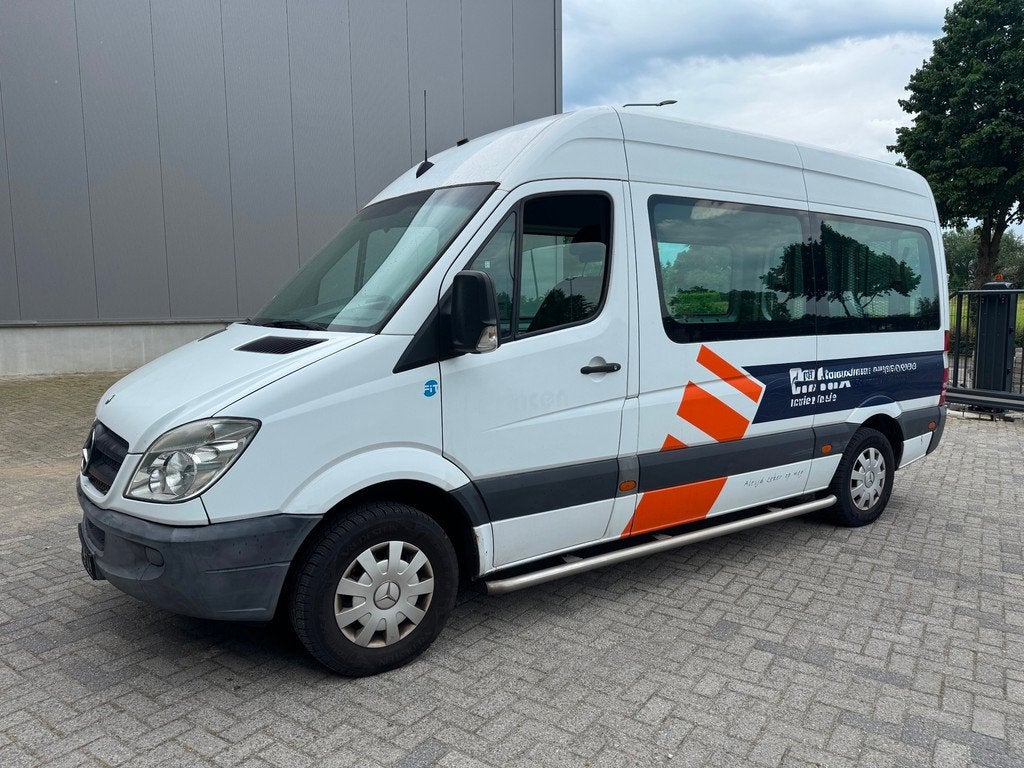 Mercedes-Benz Sprinter 311 2.2 CDI 366 AIRCO LIFT 9 PERSOONS, Auto's, Mercedes-Benz, Gebruikt, 2000 kg, 255 €/maand, Wit