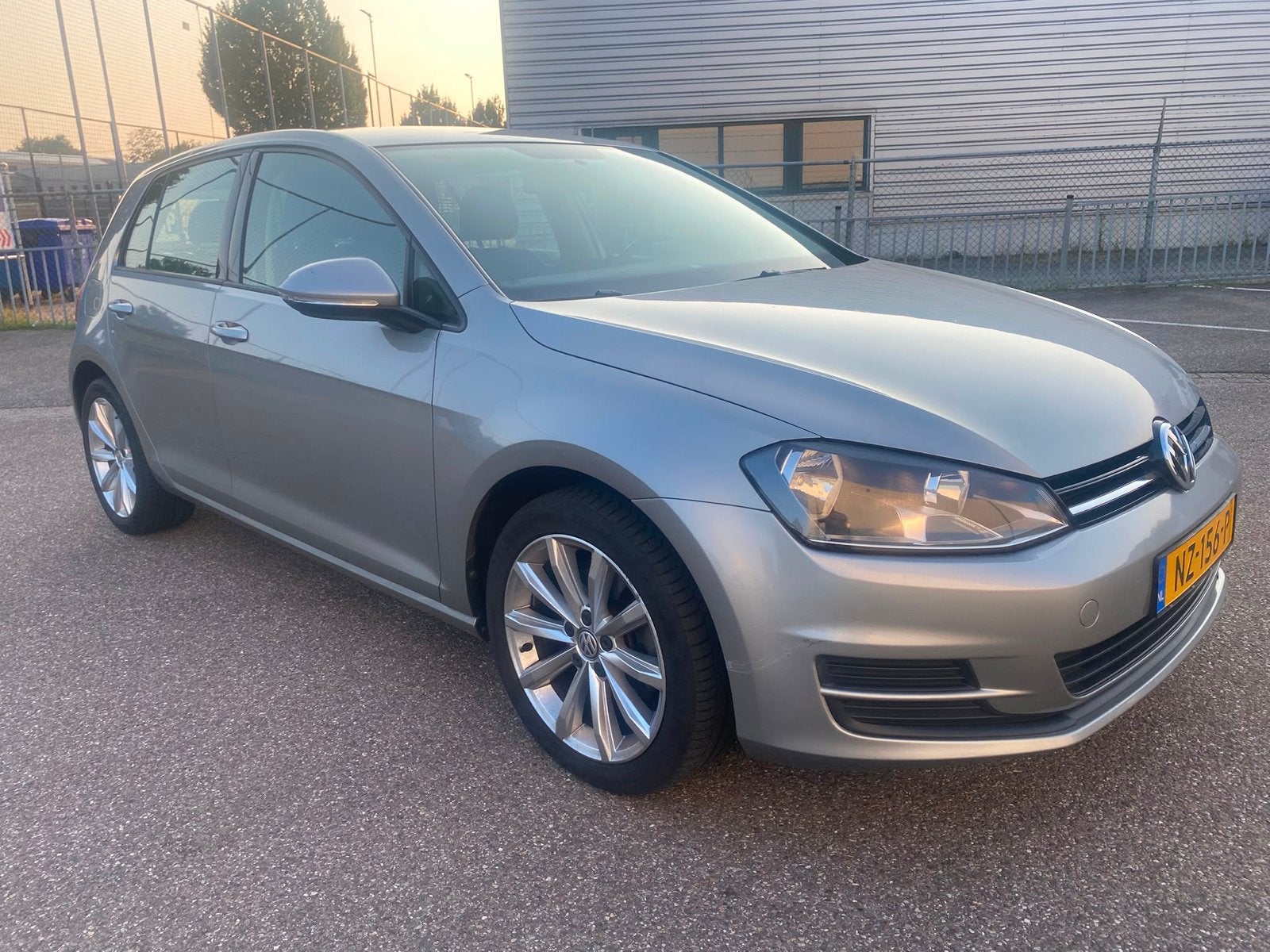 Volkswagen 2015 Golf 7 met een 1.8 TSI moter 200 pk dsg, Automaat, Zwart, 4 cilinders, Leder