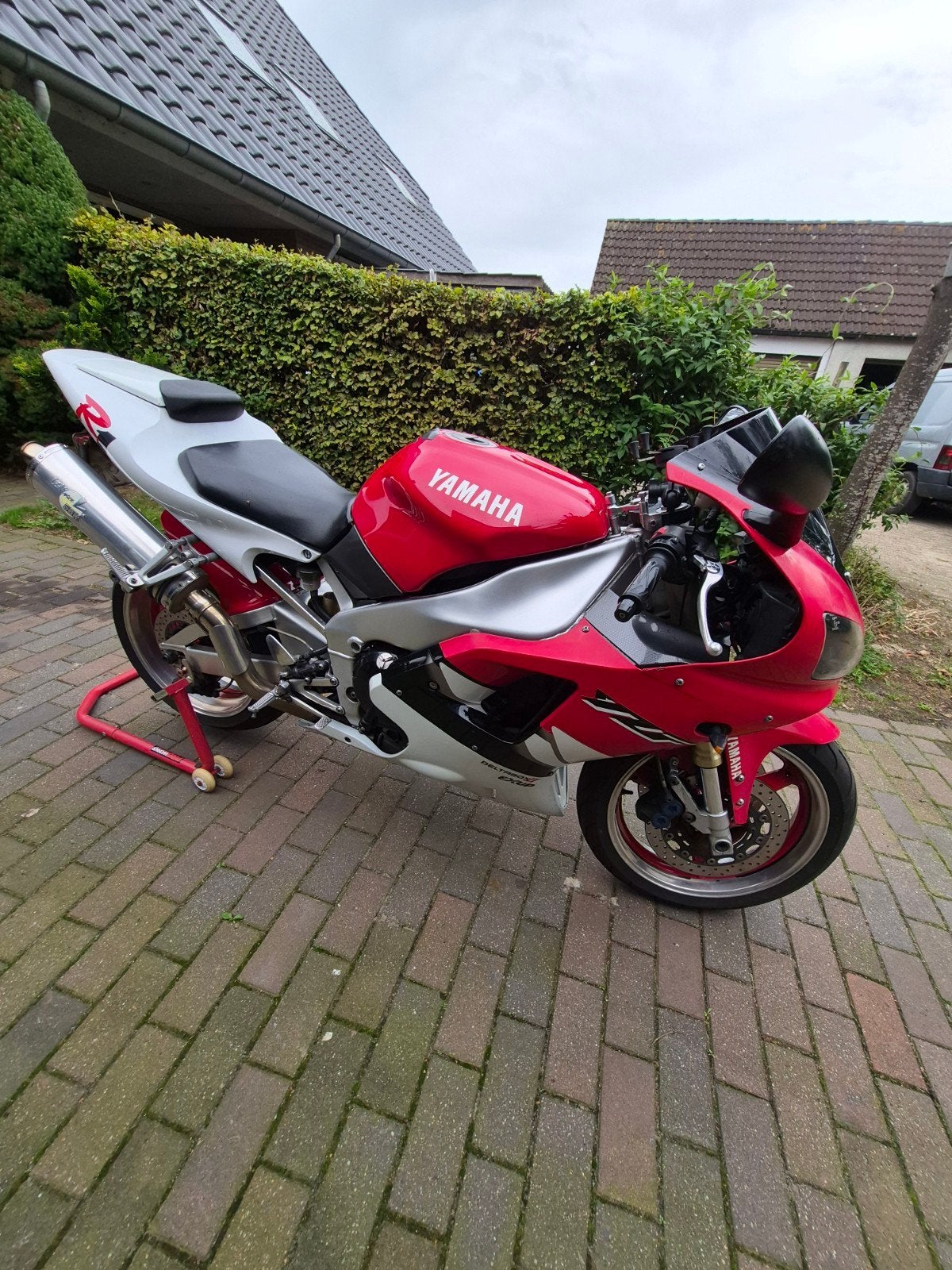Yamaha R1 uit 2000 met diverse upgrades, Meer dan 35 kW, Sport, Particulier