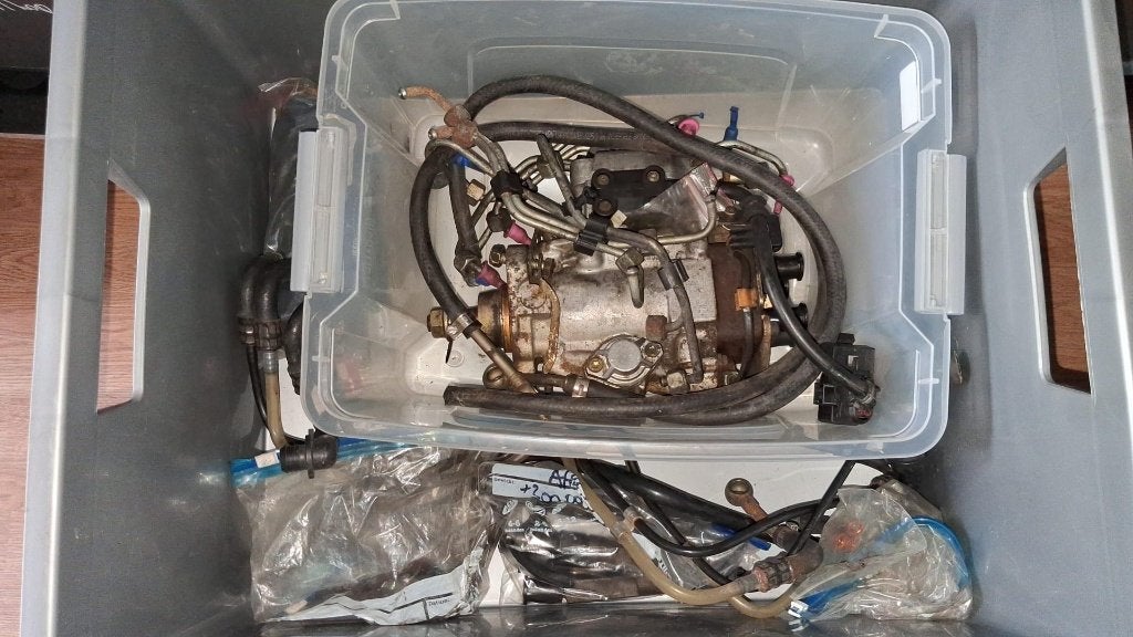 Te koop: AHU TDI brandstofpomp + div verstuivers + extra's, Ophalen of Verzenden, Gebruikt, Audi