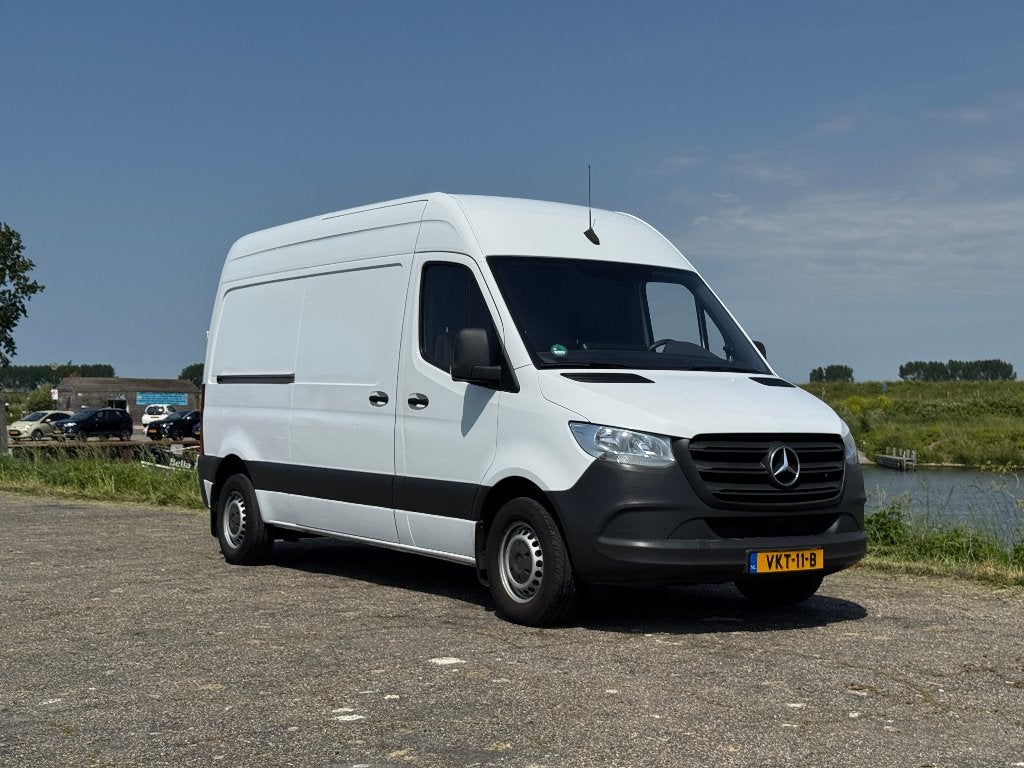Mercedes-Benz Sprinter 314 L2H2 FWD, Auto's, Stof, 2000 kg, Wit, Mercedes-Benz