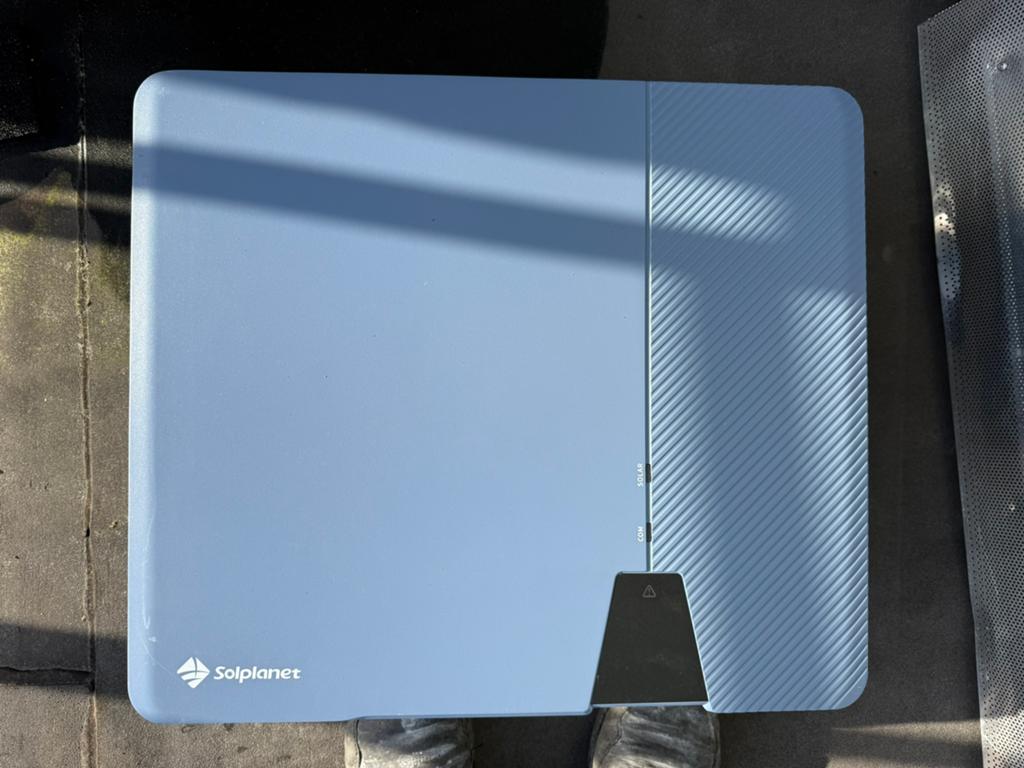 Solplanet omvormer ASW6K-LT-G2-Pro 3 fasen (2 jaar oud), Doe-het-zelf en Verbouw, Zonnepanelen en Toebehoren, Ophalen, Zo goed als nieuw