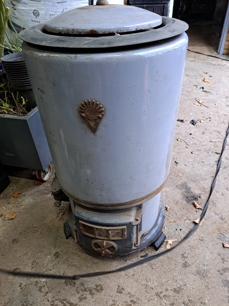 ouderwetse petroleumkachel, Ophalen, Gebruikt, Overige brandstoffen, Petroleumkachel