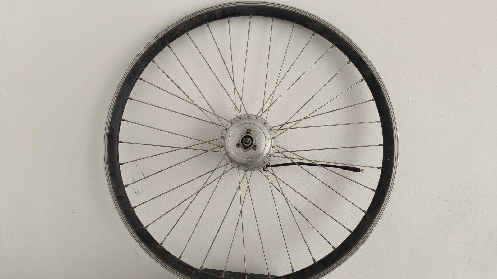 Stella voorwiel motor, Ophalen, Motor