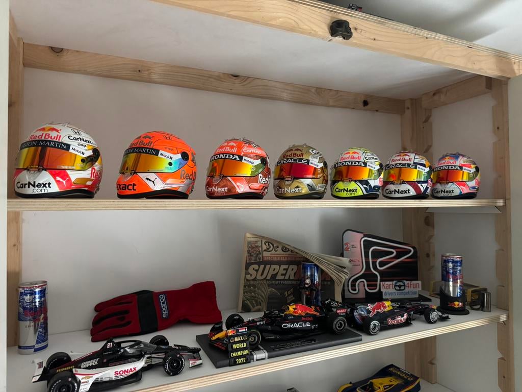 Max Verstappen helm collectie, Verzenden, Zo goed als nieuw, Formule 1