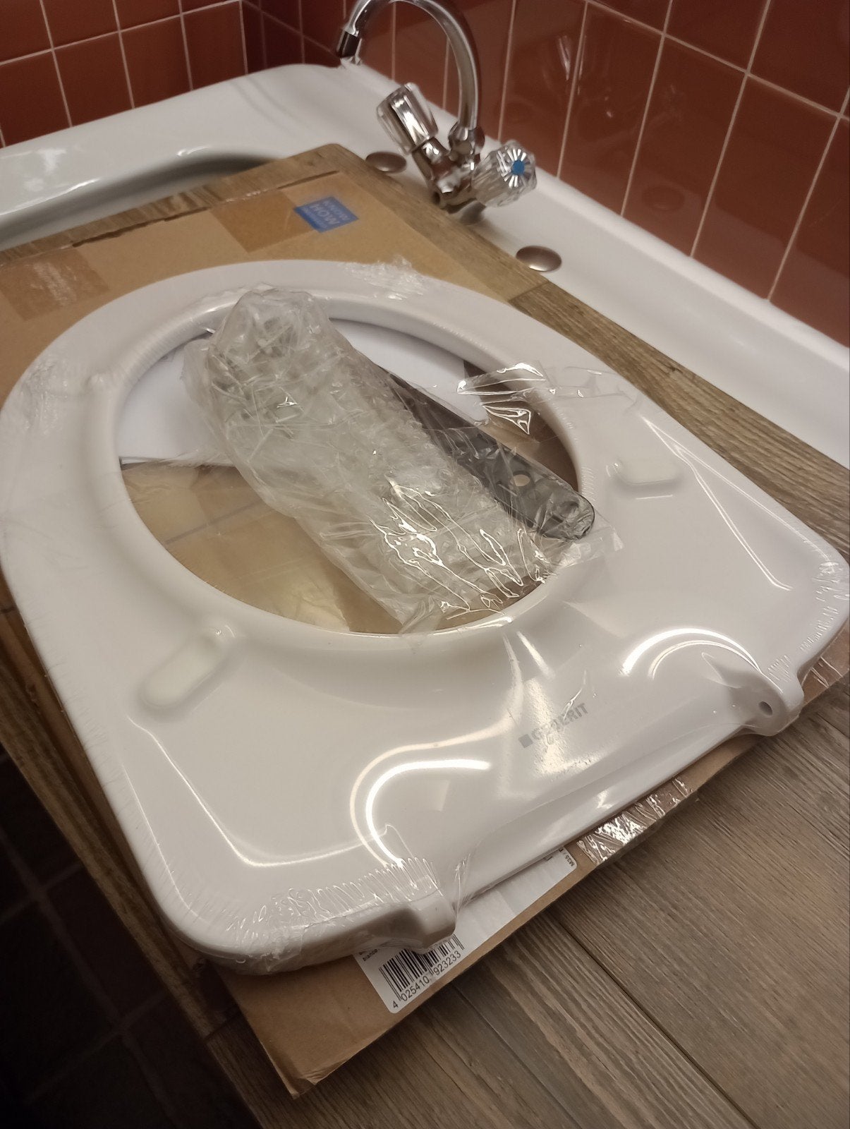 Geberit iCon toiletzitting, Doe-het-zelf en Verbouw, Ophalen of Verzenden, Nieuw